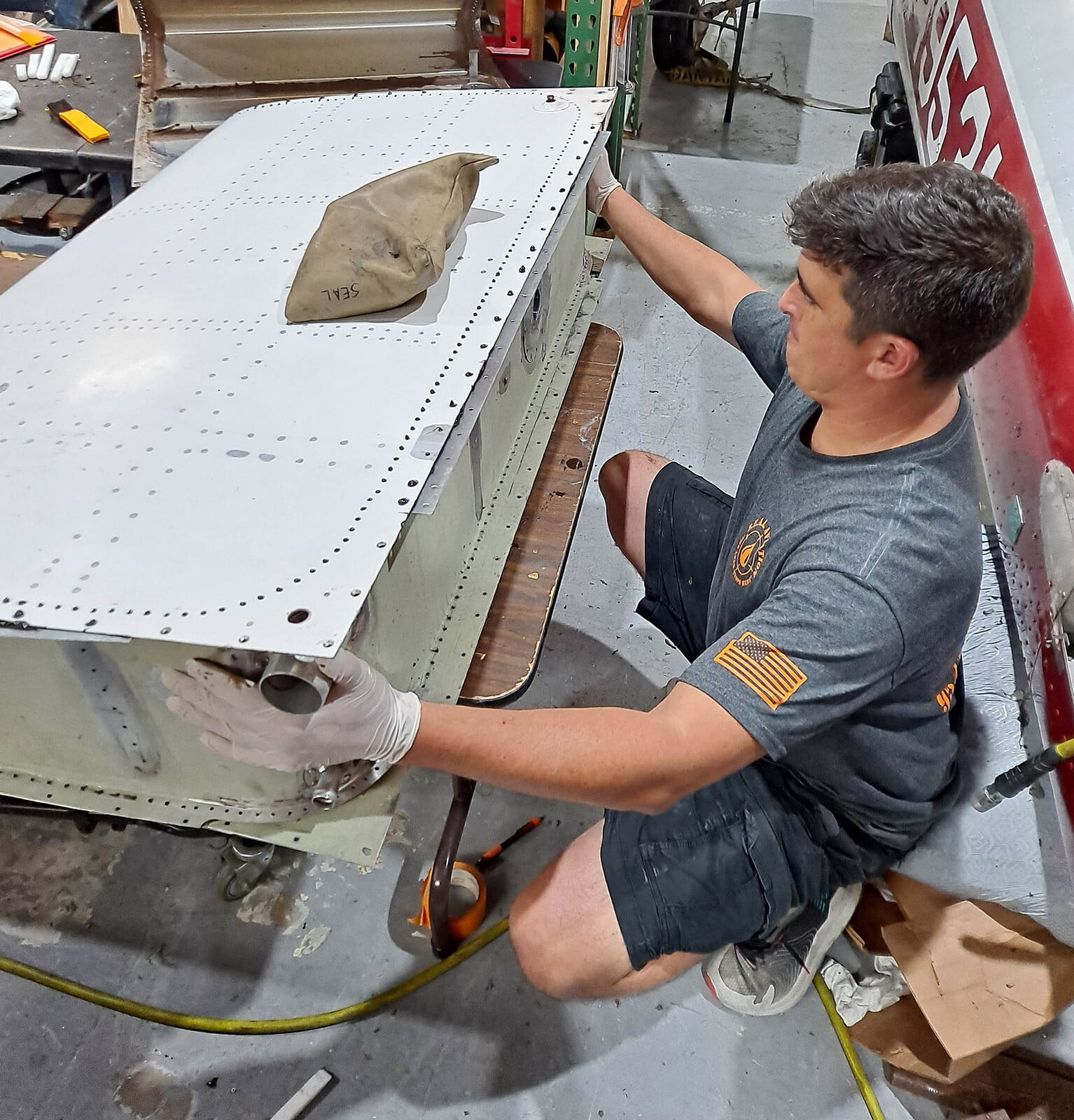 Piper Saratoga fuel tank overhaul and reseal