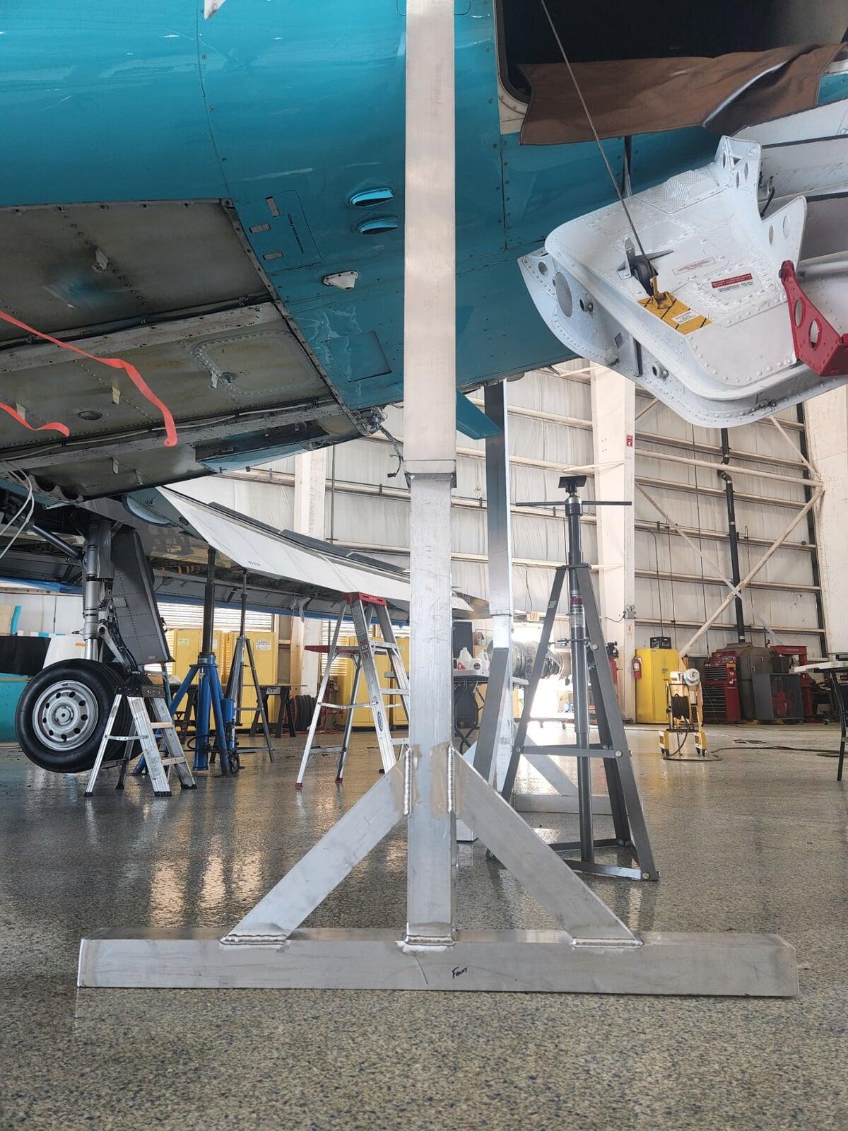 Engine Pylon Stands, Side View